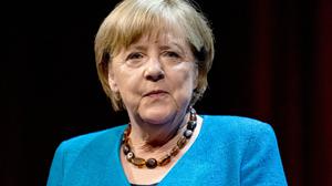 Merkel nimmt am Mittwoch in der Elfenbeinküste den Friedenspreis der UN-Kulturorganisation Unesco entgegen. 