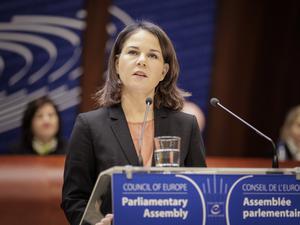 Annalena Baerbock Buendnis 90/Die Gruenen, Bundesaussenministerin, aufgenommen im Rahmen einer Rede vor der Parlamentarischen Versammlung des Europarats in Strassburg.