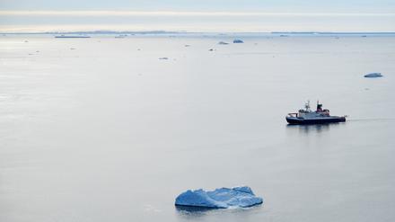 Das Forschungsschiff „Polarstern“ des Alfred-Wegener-Institutes (AWI) war am 3. August vom norwegischen Tromsø aus zu der Forschungsexpedition namens „ArcWatch-1“ aufgebrochen.