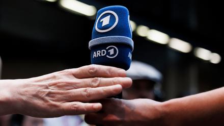 Die ARD-Reform zu mehr Programmzusammenarbeit zwischen den Häusern wird bei den Radio-Infowellen konkreter.