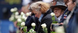 Hunderte erwiesen Dominique Bernard bei seiner Trauerfeier die letzte Ehre.