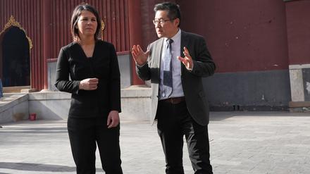 Außenministerin Annalena Baerbock (Bündnis 90/Die Grünen) besucht den Lama-Tempel.