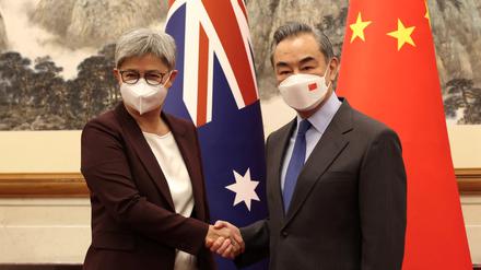 Ein Signal der Annäherung: Australiens Außenministerin Penny Wong traf am Mittwoch ihren chinesischen Amtskollegen Wang Yi. 