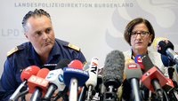 Polizeidirektor Hans Peter Doskozil und die österreichische Innenministerin Johanna Mikl-Leitner.