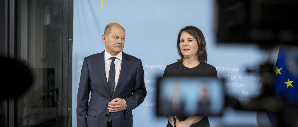 Verbündete und Konkurrenten: Kanzler Olaf Scholz (SPD) und Außenministerin Annalena Baerbock (Grüne) rangen bei den Gesprächen um die Nationale Sicherheitsstrategie um Kompetenzen.