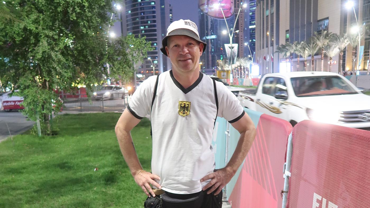 „Air Bäron“ ist überall „Fußball ist wichtig, aber nicht das