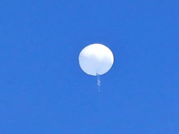 Der mutmaßliche Spionageballon, den die USA später abschossen.