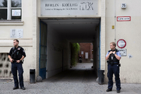 Polizeieinsatz wegen einer Bedrohungslage in einer Schule in der Turmstrasse in Berlin-Moabit.
