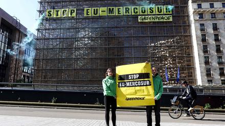 Proteste gegen das Handelsabkommen in Brüssel: Die EU droht, ihren Einfluss in Südamerika zu verspielen.
