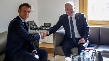 Emmanuel Macron und Olaf Scholz bei einem EU-Treffen.