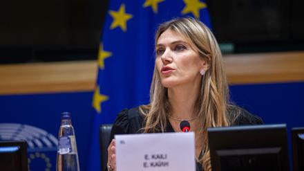 Die Vizepräsidentin des EU-Parlaments, Eva Kaili, wurde am Freitag in ihrer Wohnung festgenommen. 