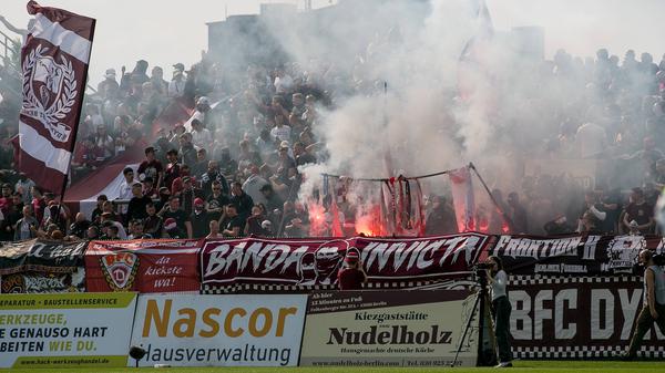 Das Spiel zwischen dem BFC Dynamo und Energie Cottbus war am Samstag lange unterbrochen.