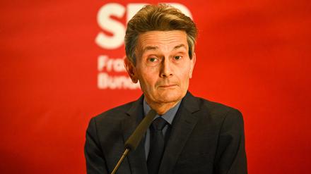Rolf Mützenich (SPD). 