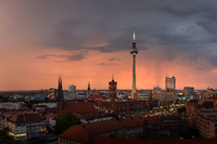 So sieht Berlin nach einem Gewitter aus. Das könnte am Mittwoch Abend noch drohen.