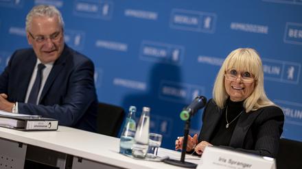 Die neue Vorsitzende der Innenministerkonferenz, Iris Spranger, mit dem Kollegen Herrmann aus Bayern