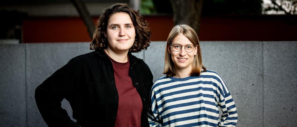 Katharina Stolla (l) und Svenja Appuhn, Bewerberinnen um den Vorsitz der Grünen Jugend.
