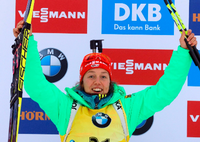 Laura Dahlmeier feiert ihren zehnten Sieg im Weltcup.