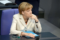 Bundeskanzlerin Angela Merkel auf der Regierungsbank im Bundestag.