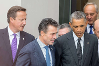 Nato-Gipfel in Wales: Nato-Generalsekretär Rasmussen (Mitte) mit US-Präsident Obama und dem britischen Premier Cameron