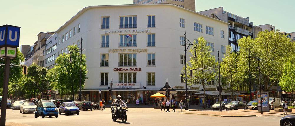 Nicht die Champs-Élysées, aber praktisch das Berliner Pendant des Prachtboulevards: Am Kurfürstendamm steht das Maison de France.