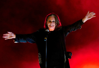 Rockstar Ozzy Osbourne biss 1982 bei einem Konzert einer Fledermaus den Kopf ab. Heute würde er das nicht mehr tun.