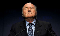 Tritt zurück. Joseph Blatter, Fifa-Präsident.