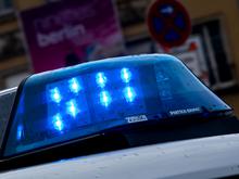 Berliner Kriminalpolizei ermittelt: Männliche Leiche in Altkleider-Container gefunden