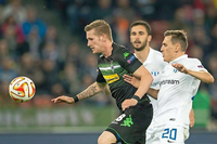 Borussia Mönchengladbach (hier mit André Hahn, l.) will den FC Zürich auf Distanz halten.