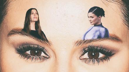 Hailey Bieber (li.) und Kylie Jenner (re.) lästerten über Selena Gomez’ (unten) Augenbrauen (mittig).