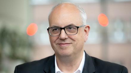 Andreas Bovenschulte, Bürgermeister von Bremen, verkündet die Entscheidung über Partner für Koalitionsverhandlungen.