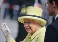 Queen Elizabeth Ii In Berlin We Know That Division In Europe Is Dangerous And That We Must Guard Against It In English Tagesspiegel
