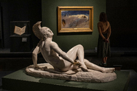 Die Skulptur des griechischen Heros Achilles in der Londoner Ausstellung über den Trojanischen Krieg.