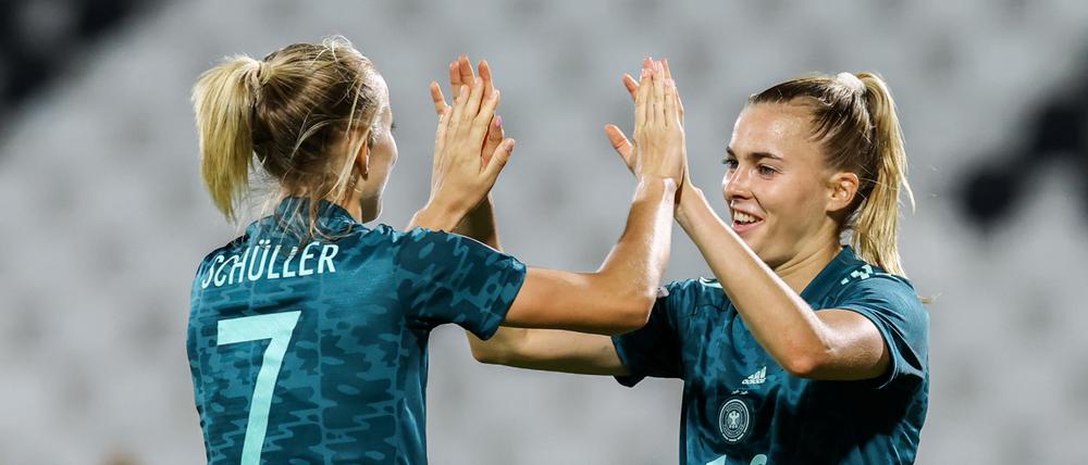Erfolgreiches Duo. Lea Schüller (links) und Laura Freigang waren für sechs Treffer verantwortlich. 