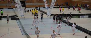 Floorball Schulcup im Horst-Korber-Sportzentrum.  