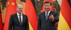 Olaf Scholz (links) und der chinesische Präsident Xi Jinping beim letzten Besuch des Kanzlers in Peking im November 2022. 