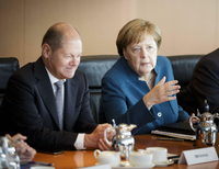 Wie lange hält die Groko noch? Bundeskanzlerin Angela Merkel und Bundesfinanzminister Olaf Scholz vor beginn einer Kabinettssitzung