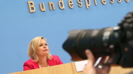 Nancy Faeser (SPD), Bundesinnenministerin, bei der Bundespressekonferenz am Mittwoch
