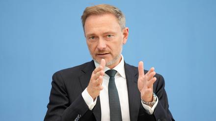 Bisher gilt Deutschland als beliebtes Ziel für Geldwäscher. Finanzminister Christian Lindner (FDP) will stärker dagegen vorgehen. 