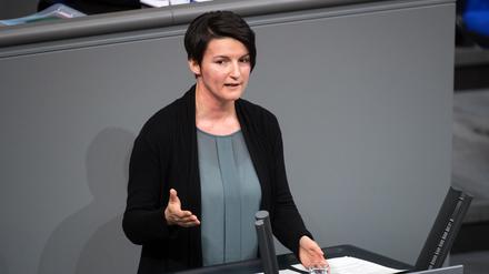Irene Mihalic (Bündnis 90/Die Grünen) spricht bei der Sitzung des Deutschen Bundestages in Berlin. 