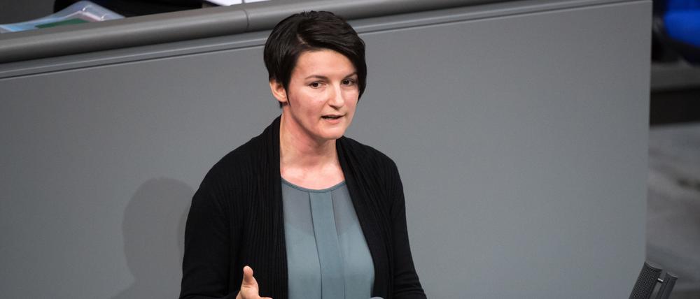 Irene Mihalic (Bündnis 90/Die Grünen) spricht bei der Sitzung des Deutschen Bundestages in Berlin. 