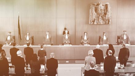 In Sachen „Desiderius-Erasmus-Stiftung“. Der Zweite Senat des Bundesverfassungsgerichtes verkündet das Urteil: Die staatliche Förderung politischer Stiftungen bedarf eines gesonderten Parlamentsgesetzes. 