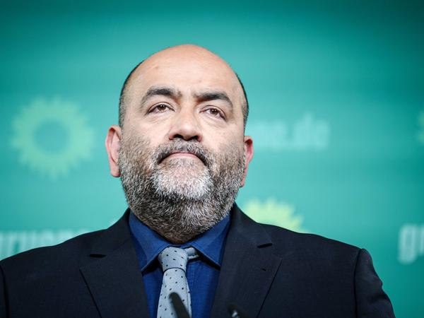 Grünen-Chef Omid Nouripour ist sauer auf die CDU.