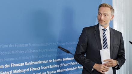 Christian Lindner FDP, Bundesminister der Finanzen, bei der Pressekonferenz zur Steuerschätzung in Bonn am 27.10.2022. 