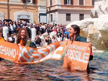 Protestaktion der Letzten Generation: Roms Bürgermeister verurteilt Farb-Attacke auf Trevi-Brunnen