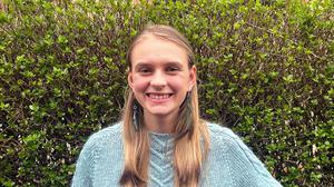 Die Studentin Lina Pfeiffer. Die 22-Jährige hat eine Online-Karte entwickelt, auf der Menschen aus Berlin und Brandenburg ihre persönlichen Erfahrungen mit dem Klimawandel teilen können.