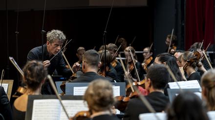 Academy Mahler Orchestra und Philipp von Steinaecker
