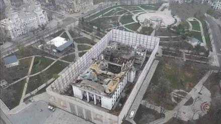 Das zerstörte Theater von Mariupol in der Ukraine.