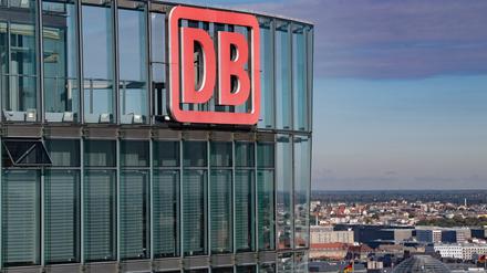 Zentrale der Deutschen Bahn (DB) in Berlin.