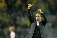 Gefällt mir. Frank de Boer, Trainer von Ajax Amsterdam, findet Dortmunds Fußball gut.