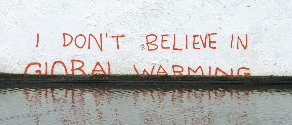 Der britische Graffiti-Künstler Banksy ist bekannt für seine politischen Botschaften. Im Dezember 2009 kritisierte er etwa das magere Ergebnis der Kopenhagener Klimakonferenz.